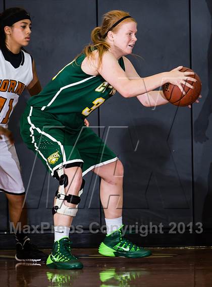Thumbnail 1 in Dobie vs. Cypress Falls (McDonald's Texas Invitational) photogallery.
