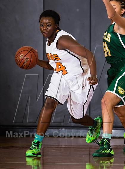 Thumbnail 3 in Dobie vs. Cypress Falls (McDonald's Texas Invitational) photogallery.