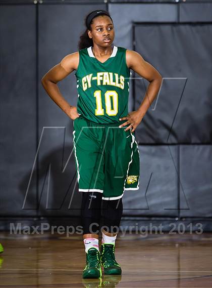 Thumbnail 2 in Dobie vs. Cypress Falls (McDonald's Texas Invitational) photogallery.