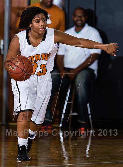 Thumbnail 2 in Dobie vs. Cypress Falls (McDonald's Texas Invitational) photogallery.