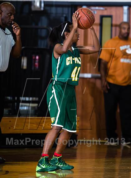 Thumbnail 1 in Dobie vs. Cypress Falls (McDonald's Texas Invitational) photogallery.