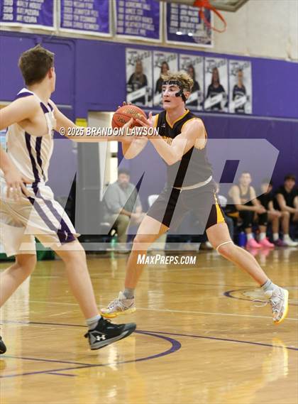 Thumbnail 2 in Dundee/Bradford Central vs. Hammondsport photogallery.