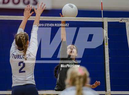 Thumbnail 3 in Pitman @ Turlock photogallery.