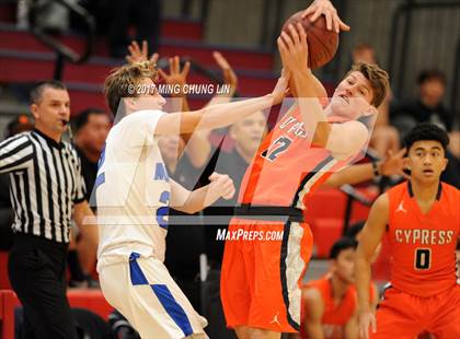 Thumbnail 2 in Saddleback Valley Christian vs. Cypress (Orange County North/South Challenge) photogallery.