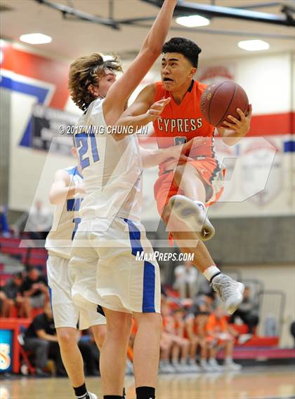 Thumbnail 1 in Saddleback Valley Christian vs. Cypress (Orange County North/South Challenge) photogallery.