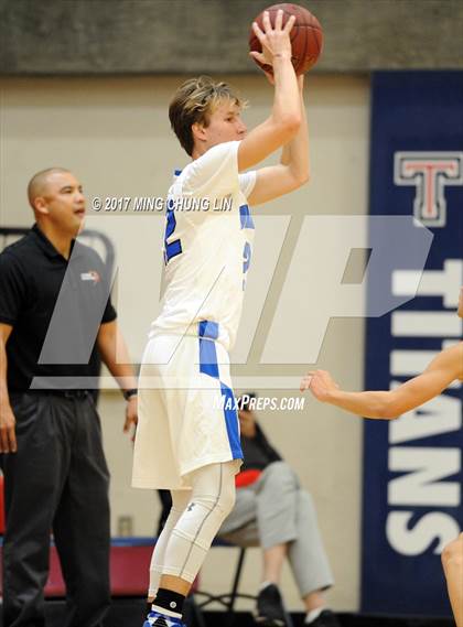 Thumbnail 3 in Saddleback Valley Christian vs. Cypress (Orange County North/South Challenge) photogallery.