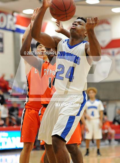 Thumbnail 1 in Saddleback Valley Christian vs. Cypress (Orange County North/South Challenge) photogallery.