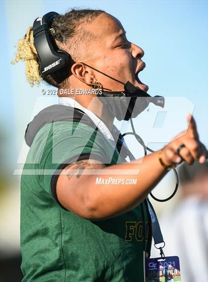 Thumbnail 2 in Patrick Henry vs. University City (CIF SDS Final) photogallery.