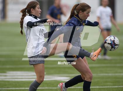 Thumbnail 2 in Arlington Martin @ Highland Park photogallery.