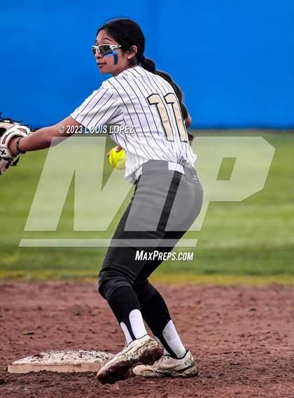 Thumbnail 3 in Northview @ Charter Oak photogallery.