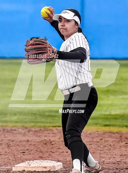 Thumbnail 3 in Northview @ Charter Oak photogallery.