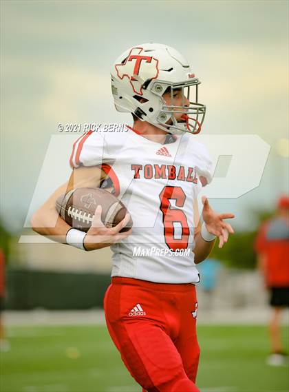 Thumbnail 1 in Oak Ridge vs Tomball photogallery.