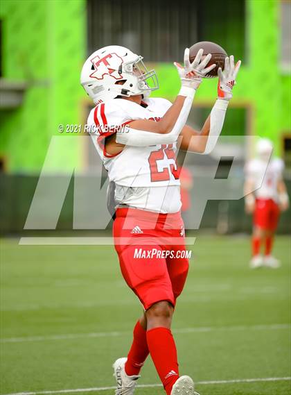 Thumbnail 1 in Oak Ridge vs Tomball photogallery.