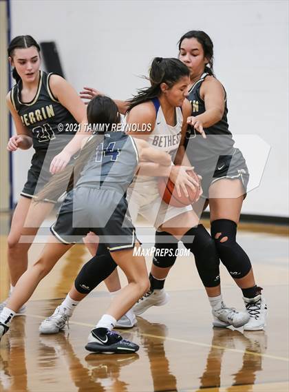 Thumbnail 3 in Bethesda Christian vs Perrin-Whitt photogallery.
