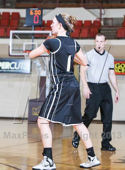 Thumbnail 3 in Dodd City vs. Archer City (Fantasy of Lights Tournament) photogallery.
