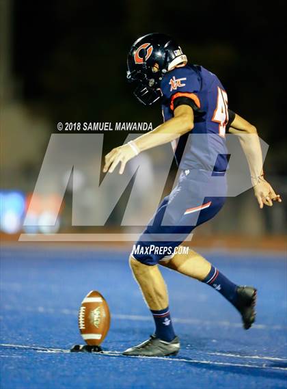 Thumbnail 3 in  Folsom @ Chaminade photogallery.