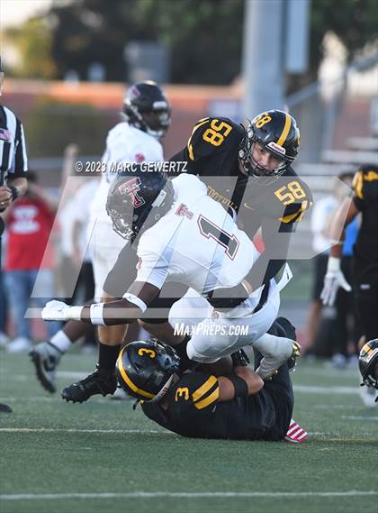 Thumbnail 3 in Tustin @ Foothill photogallery.