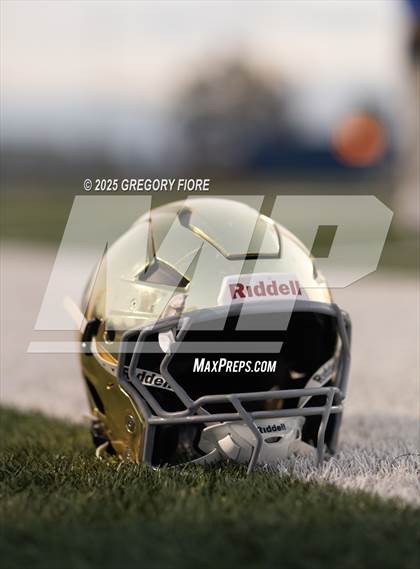 Thumbnail 2 in Notre Dame (SO) @ Serra photogallery.