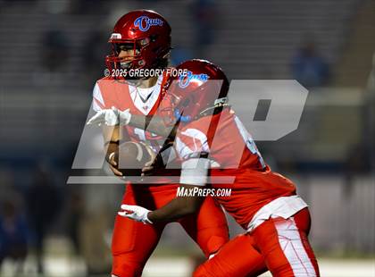 Thumbnail 1 in Notre Dame (SO) @ Serra photogallery.