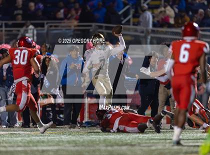 Thumbnail 1 in Notre Dame (SO) @ Serra photogallery.