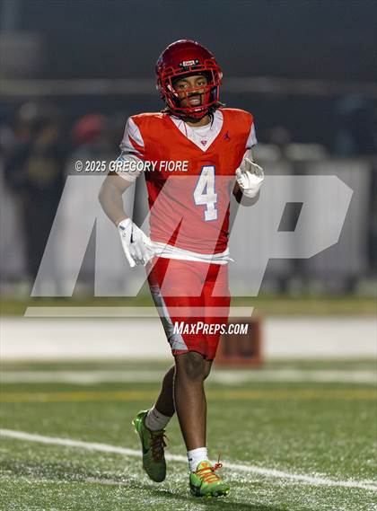 Thumbnail 2 in Notre Dame (SO) @ Serra photogallery.