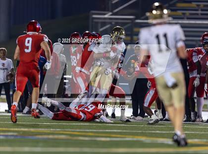 Thumbnail 1 in Notre Dame (SO) @ Serra photogallery.