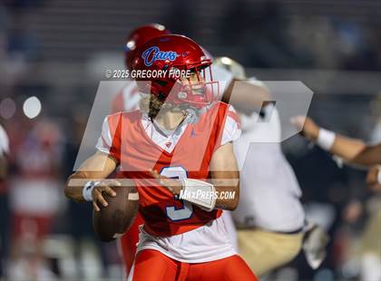 Thumbnail 3 in Notre Dame (SO) @ Serra photogallery.