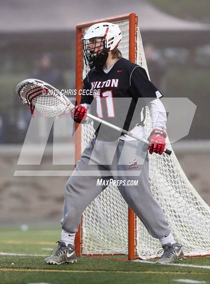 Thumbnail 3 in Fairport vs. Hilton (Section 5 Class A Final) photogallery.
