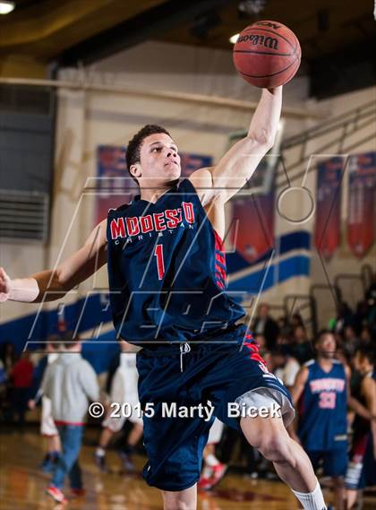 Thumbnail 2 in Modesto Christian @ Beyer photogallery.