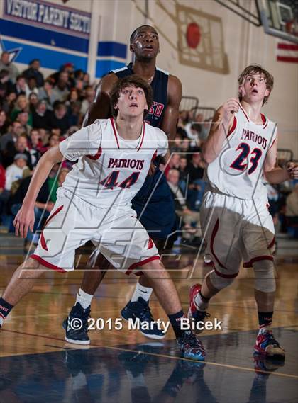 Thumbnail 1 in Modesto Christian @ Beyer photogallery.