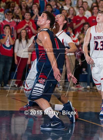 Thumbnail 2 in Modesto Christian @ Beyer photogallery.