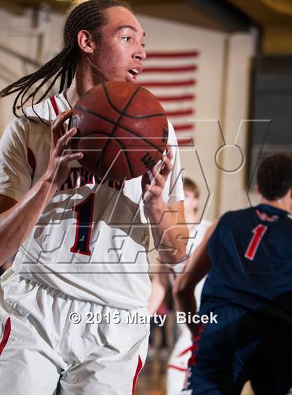 Thumbnail 2 in Modesto Christian @ Beyer photogallery.