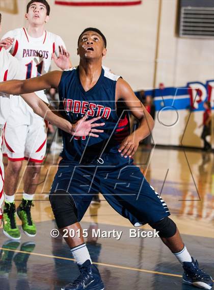 Thumbnail 3 in Modesto Christian @ Beyer photogallery.