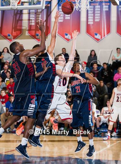 Thumbnail 2 in Modesto Christian @ Beyer photogallery.