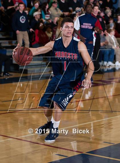 Thumbnail 2 in Modesto Christian @ Beyer photogallery.