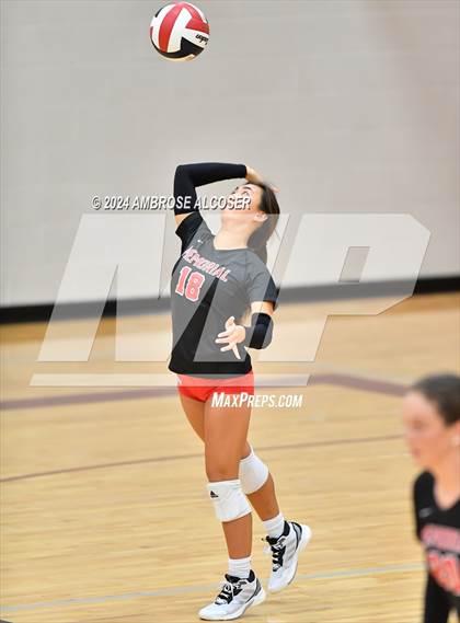 Thumbnail 2 in Jordan vs. Memorial (KISD/CFISD Tournament) photogallery.