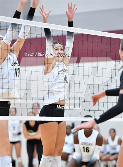 Thumbnail 1 in Jordan vs. Memorial (KISD/CFISD Tournament) photogallery.