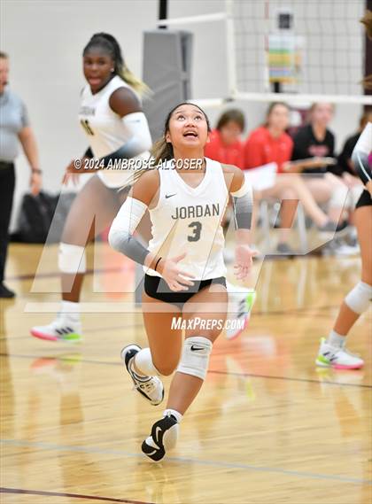 Thumbnail 2 in Jordan vs. Memorial (KISD/CFISD Tournament) photogallery.