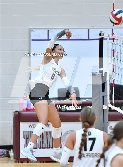 Thumbnail 3 in Jordan vs. Memorial (KISD/CFISD Tournament) photogallery.