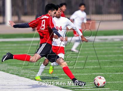 Thumbnail 3 in North Shore vs Kipp Academy photogallery.