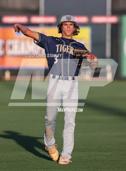 Thumbnail 3 in Ray vs St. David (AIA 1A Finals) photogallery.