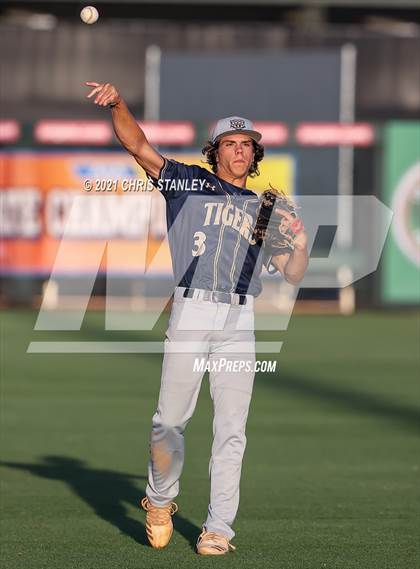 Thumbnail 1 in Ray vs St. David (AIA 1A Finals) photogallery.