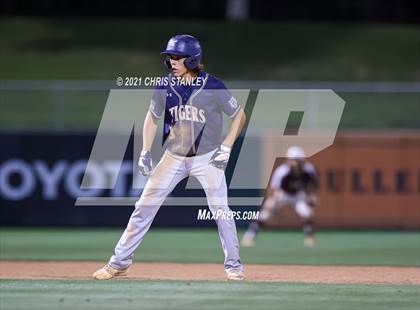 Thumbnail 3 in Ray vs St. David (AIA 1A Finals) photogallery.