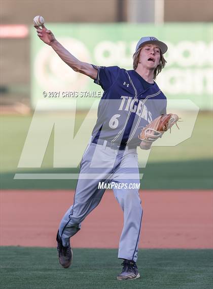 Thumbnail 3 in Ray vs St. David (AIA 1A Finals) photogallery.