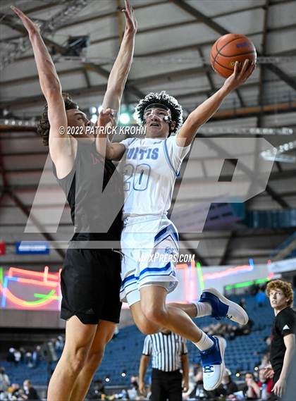 Thumbnail 3 in Mount Si vs. Curtis (WIAA 4A Round 4 State Playoff) photogallery.