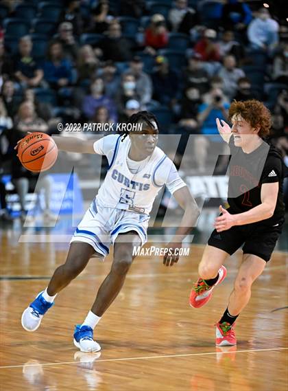Thumbnail 2 in Mount Si vs. Curtis (WIAA 4A Round 4 State Playoff) photogallery.