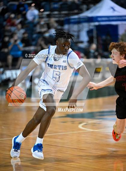 Thumbnail 3 in Mount Si vs. Curtis (WIAA 4A Round 4 State Playoff) photogallery.