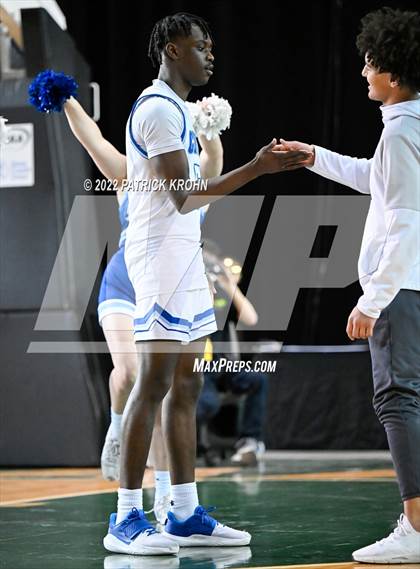 Thumbnail 3 in Mount Si vs. Curtis (WIAA 4A Round 4 State Playoff) photogallery.