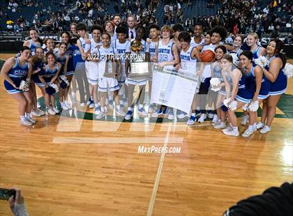 Thumbnail 2 in Mount Si vs. Curtis (WIAA 4A Round 4 State Playoff) photogallery.
