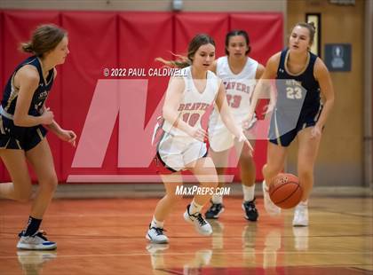 Thumbnail 2 in Tenino vs Seton Catholic (WIAA 1A District Playoff) photogallery.